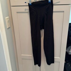 Donna Karan hosiery leggings